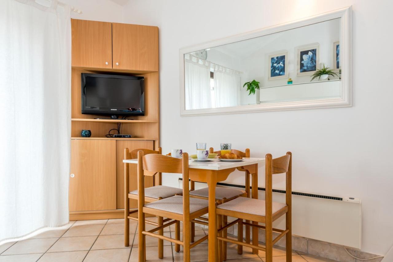 Apartmani Alic ชิเบนิก ภายนอก รูปภาพ