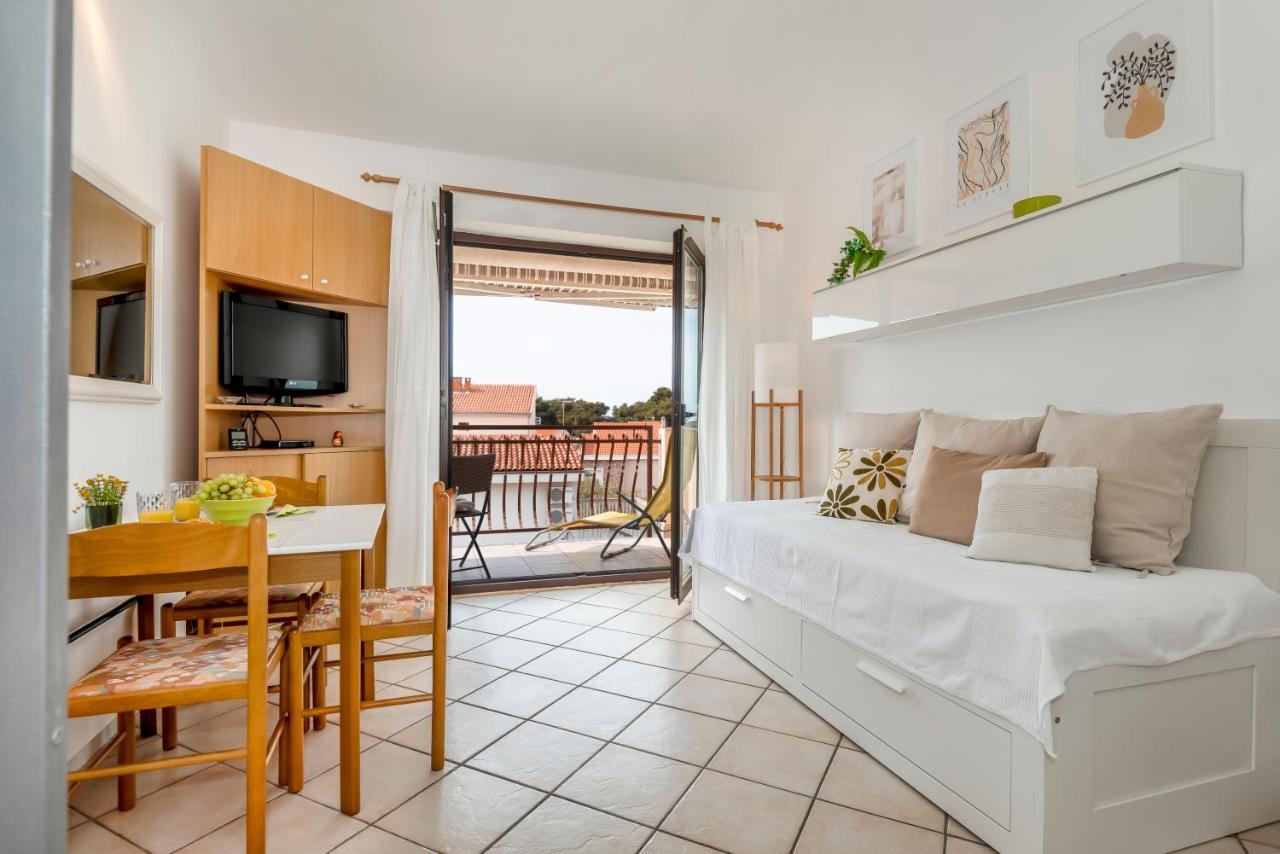 Apartmani Alic ชิเบนิก ภายนอก รูปภาพ